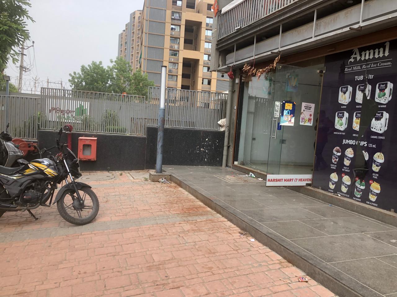1189 Sq.Ft. Showroom Gf for Sell in Gota Ahmedabad - Media 7
