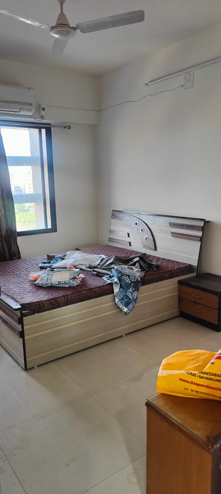 3 BHK 235 Sq.Yd. Residential Flat / Appartment for Rent in New Cg Road Ahmedabad - Media 14
