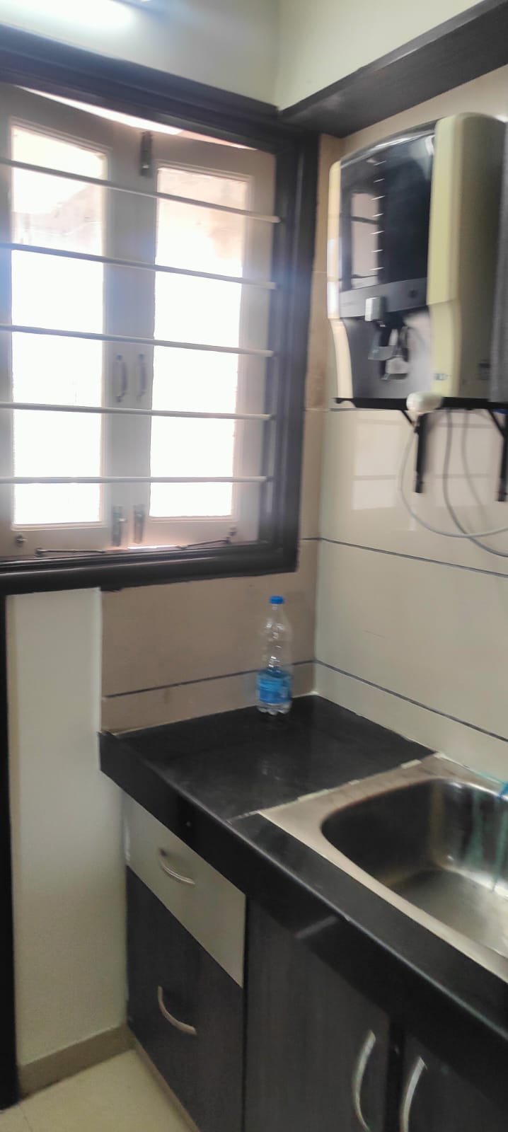 3 BHK 235 Sq.Yd. Residential Flat / Appartment for Rent in New Cg Road Ahmedabad - Media 5