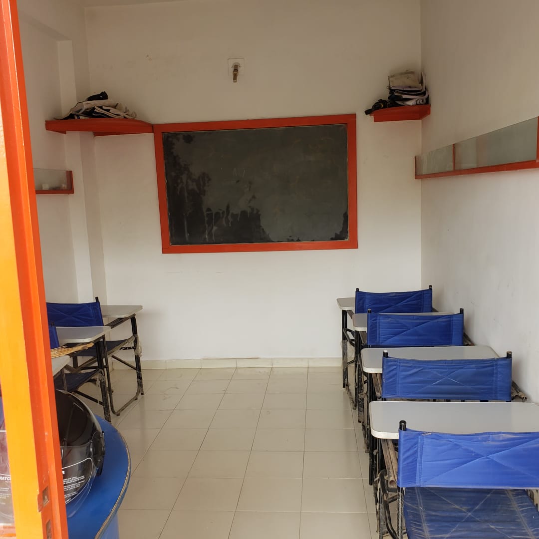 Shop 150 Sq.Ft. Commercial Shop for Rent in Motera Ahmedabad - Media 8
