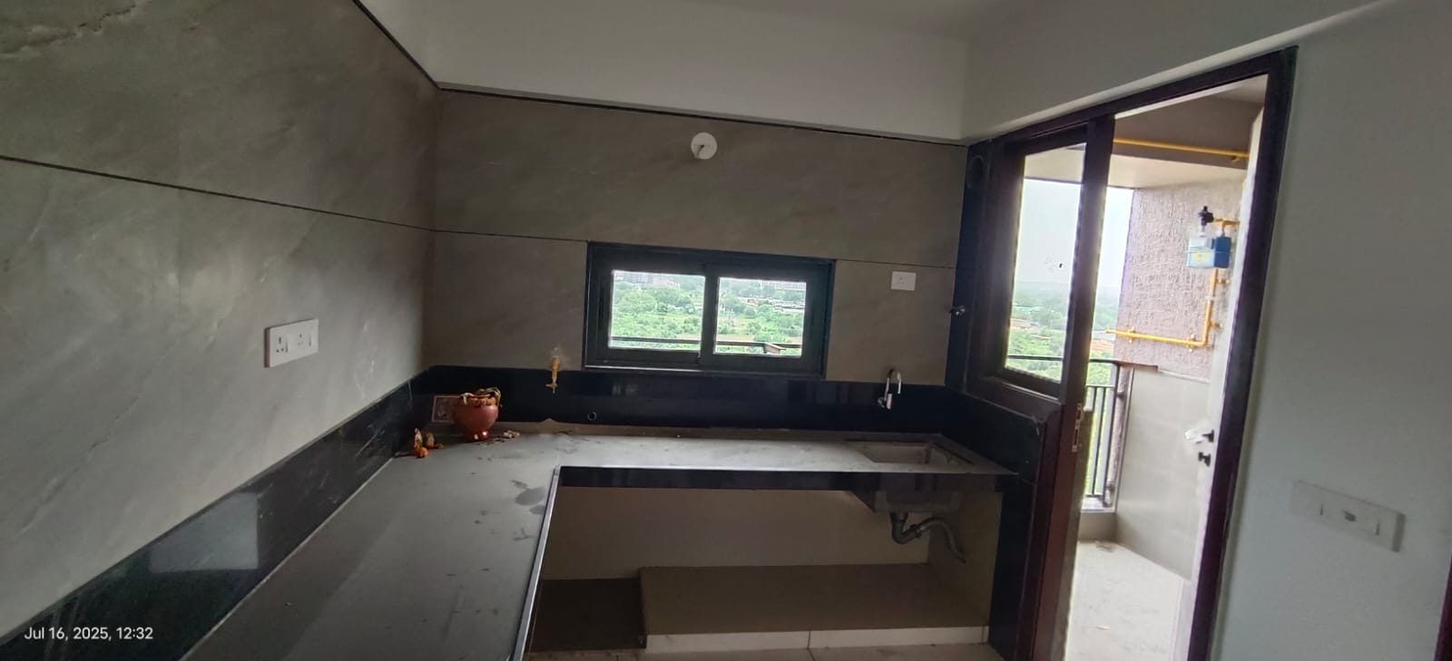 3 BHK 2070 Sq.Ft. Residential Flat / Appartment for Rent in Adalaj Gandhinagar - Media 2