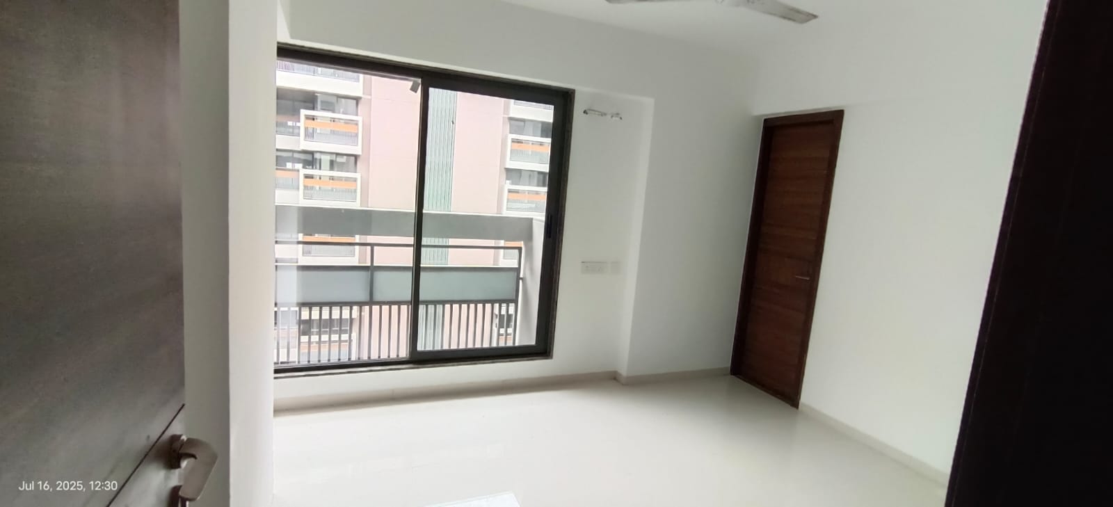 3 BHK 2070 Sq.Ft. Residential Flat / Appartment for Rent in Adalaj Gandhinagar - Media 13