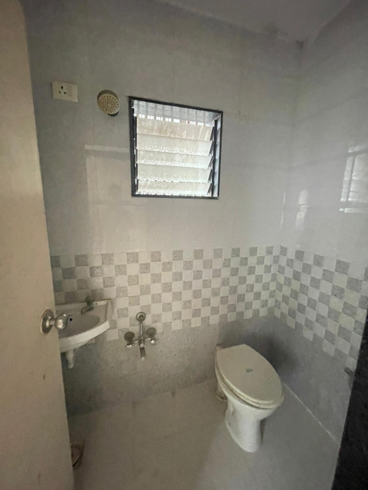 2 BHK 900 Sq.Ft. Residential Flat / Appartment for Rent in Chandkheda Ahmedabad - Media 7