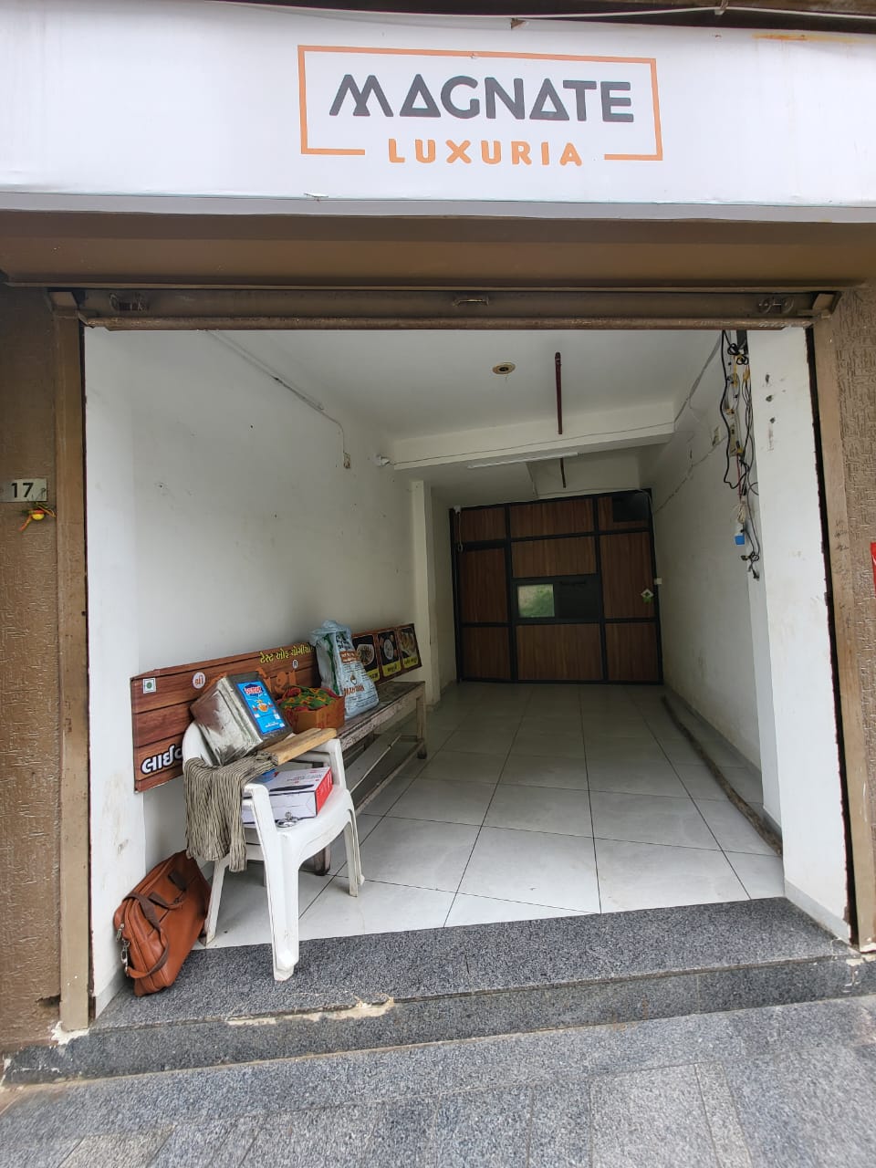 Shop 556 Sq.Ft. Commercial Shop for Rent in Gota Ahmedabad - Media 2