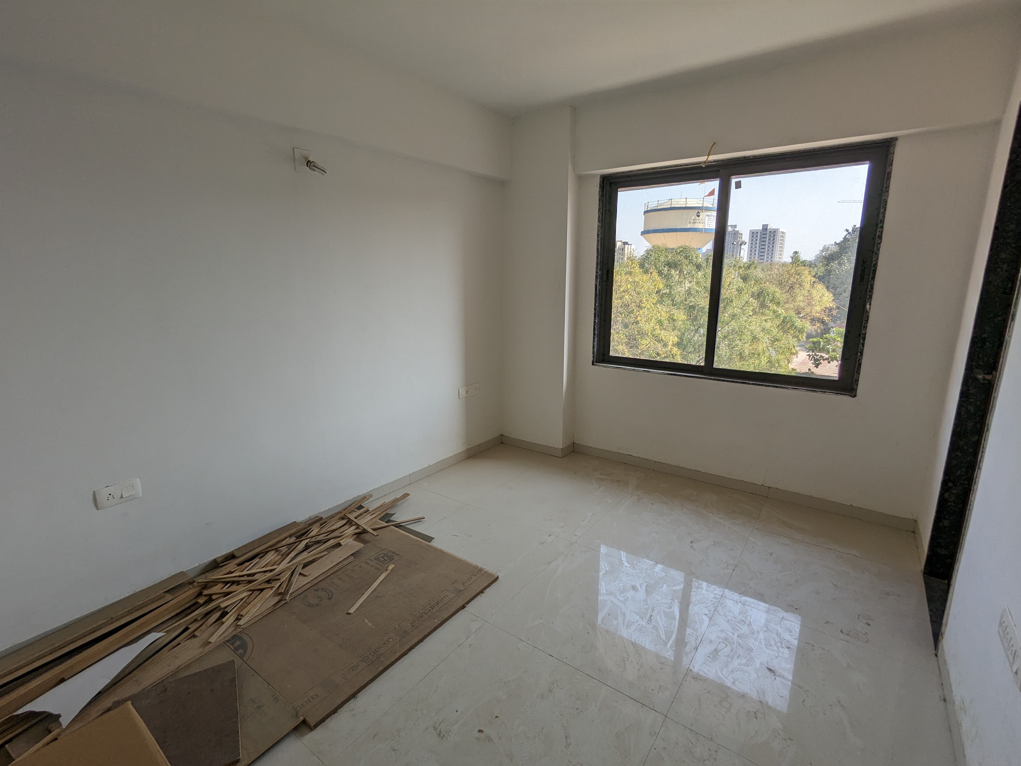 3 BHK 1737 Sq.Ft. Residential Flat / Appartment for Rent in Vaishnodevi Ahmedabad - Media 12