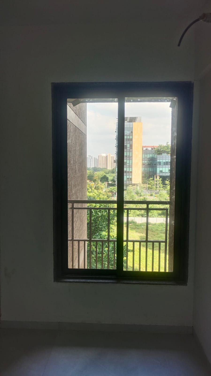 3 BHK 1755 Sq.Ft. Residential Flat / Appartment for Sell in Tragad Ahmedabad - Media 2