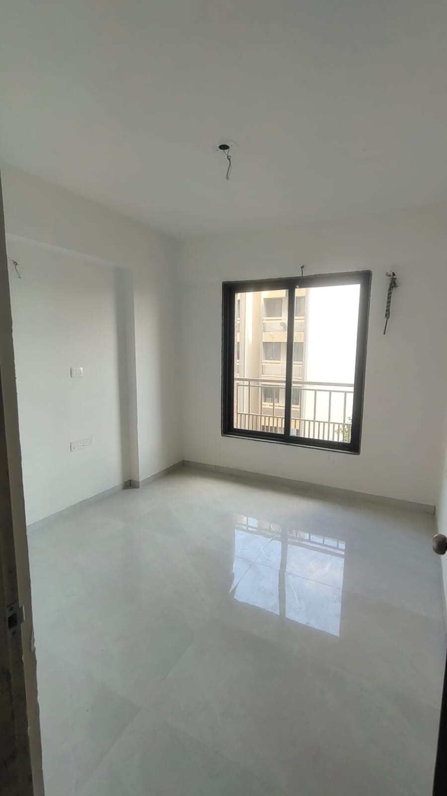 3 BHK 1755 Sq.Ft. Residential Flat / Appartment for Sell in Tragad Ahmedabad - Media 4