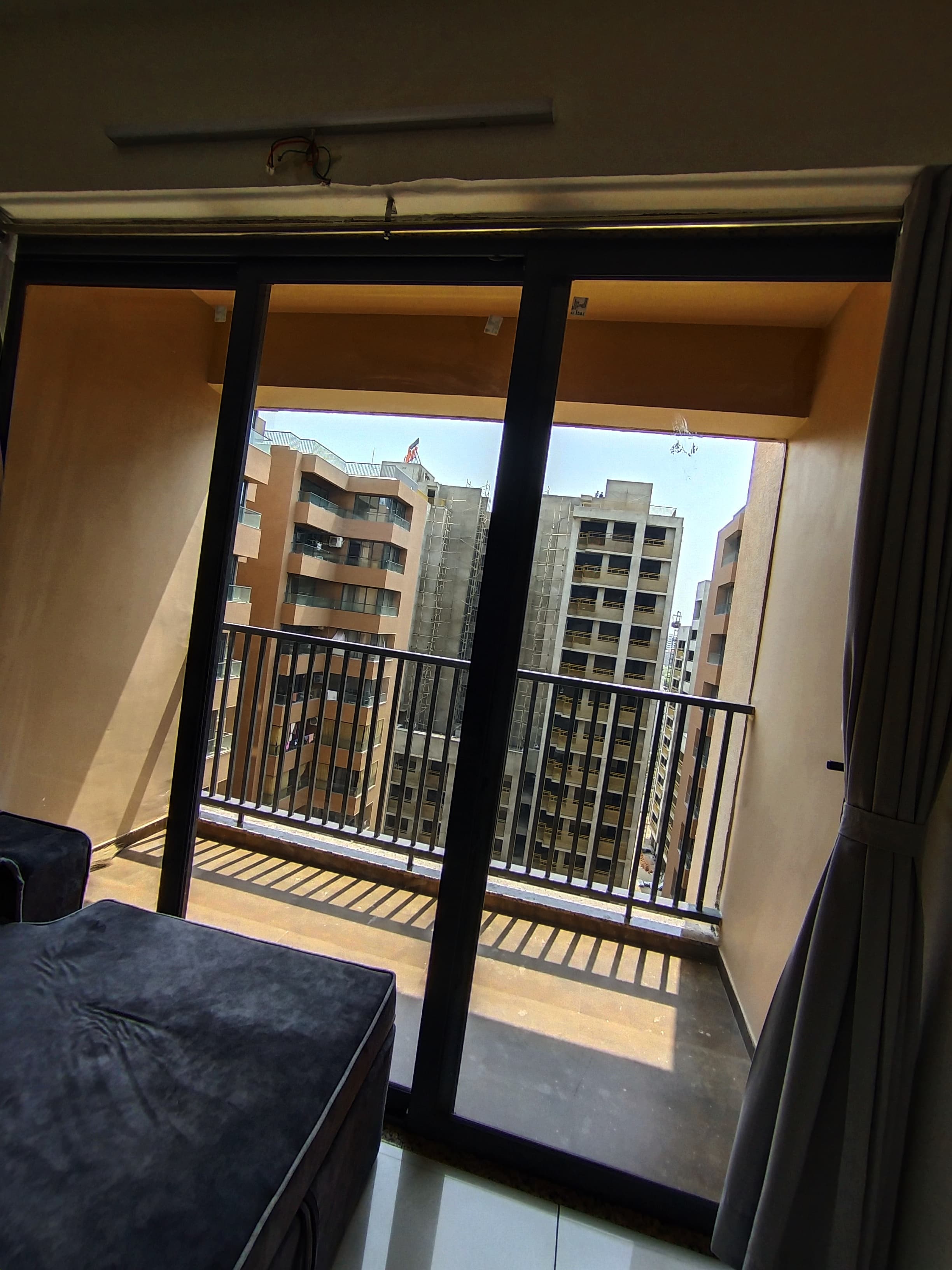 3 BHK 1650 Sq.Ft. Residential Flat / Appartment for Sell in Chandkheda Ahmedabad - Media 3