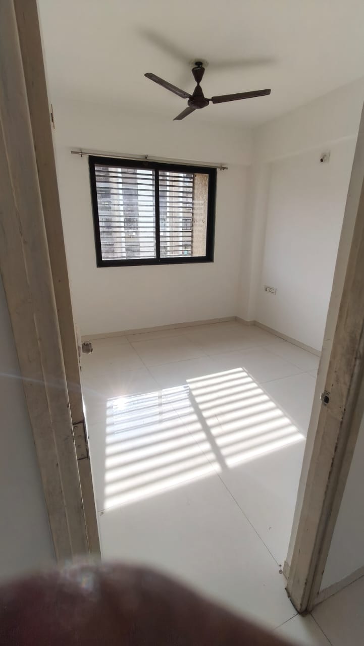 2 BHK 1062 Sq.Ft. Residential Flat / Appartment for Sell in Chandkheda Ahmedabad - Media 6
