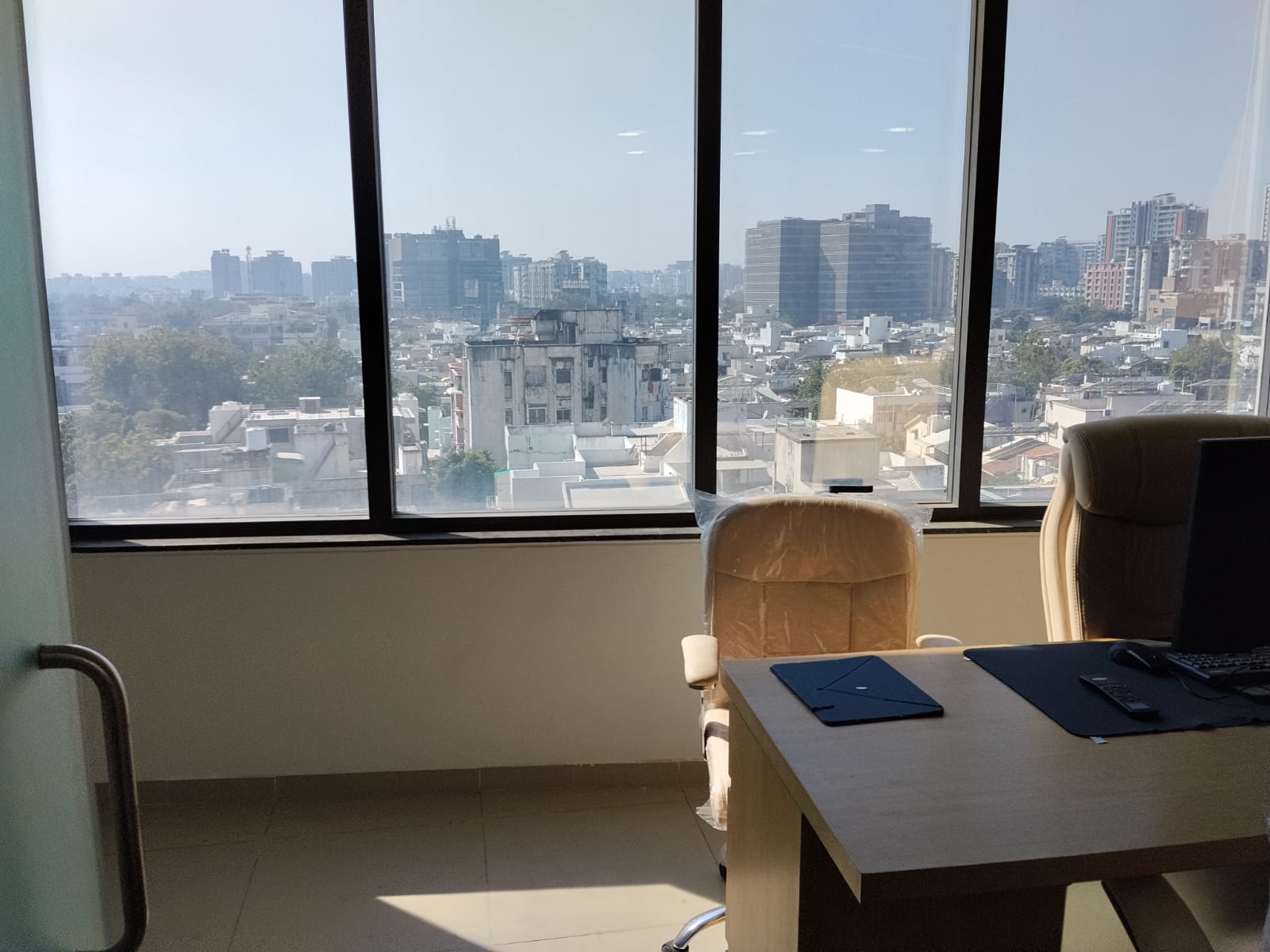 Office 583 Sq.Ft. Commercial Office for Rent in Satellite Ahmedabad - Media 6